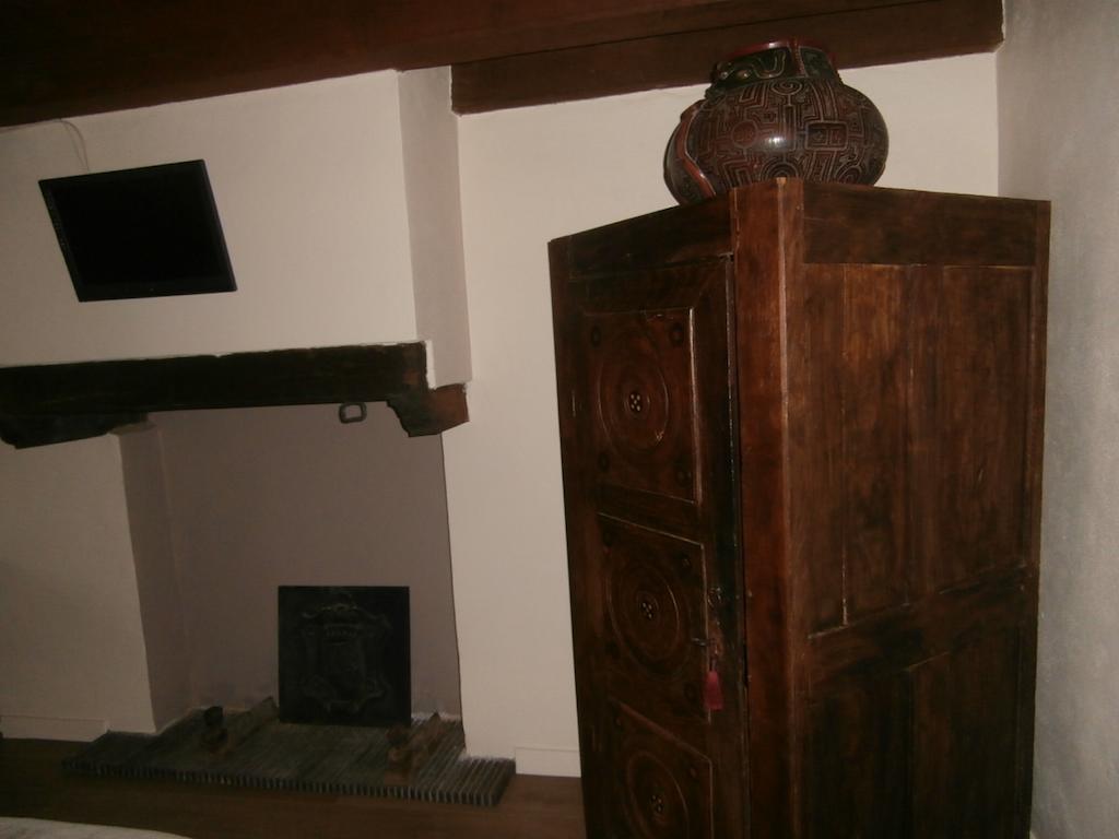 Bed and Breakfast L'Apothéis Saint-Thégonnec Habitación foto
